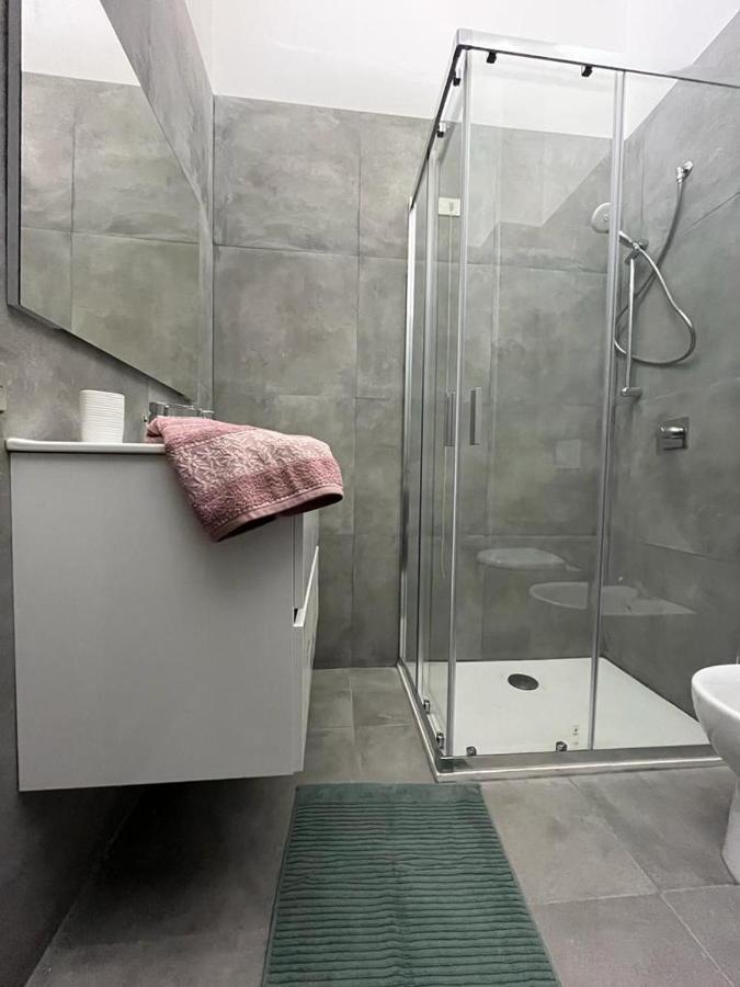 Appartamento Timeless Con Piscina E Tennis Valbrona Exterior photo